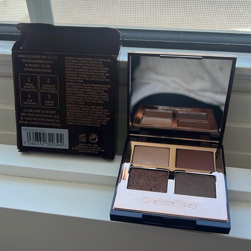NEW Charlotte Tilbury eyeshadow palette